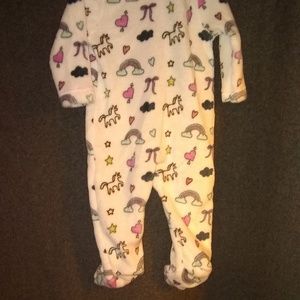 (NWOT) Super soft unicorn  footed pajama's